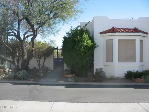 6140 W Red Sky Cir, Tucson, AZ 85713