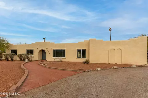 2441 N Fennimore Ave, Tucson, AZ 85749
