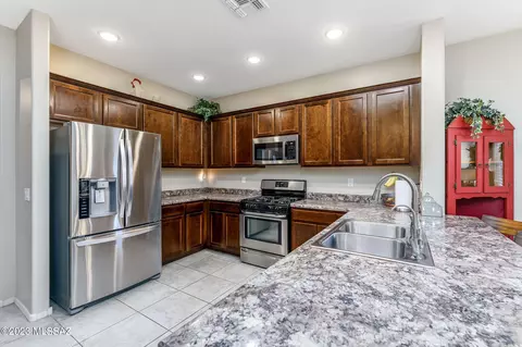 12206 E Metz Dr, Vail, AZ 85641 photo 6