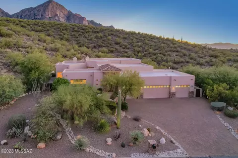 1948 E Buck Ridge Pl, Tucson, AZ 85737