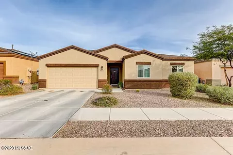 6207 S Water Fountain Dr, Tucson, AZ 85706
