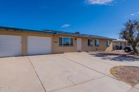 7214 E Marigold Cir, Tucson, AZ 85730