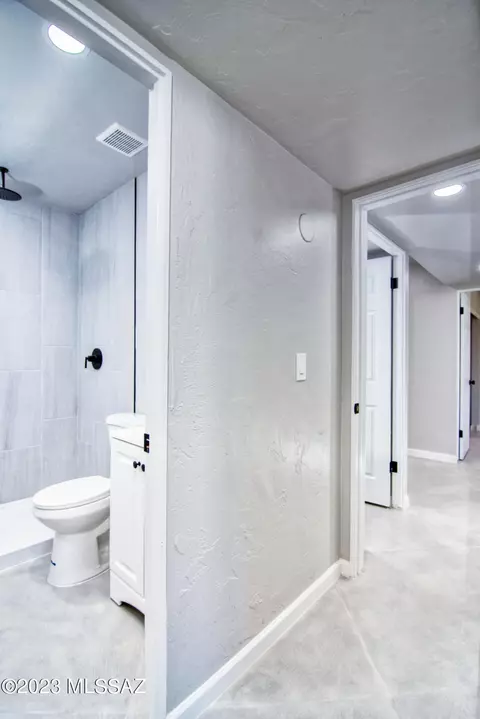 3956 E Sylvane Dr, Tucson, AZ 85711 photo 25