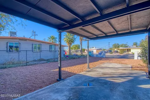 3956 E Sylvane Dr, Tucson, AZ 85711 photo 36