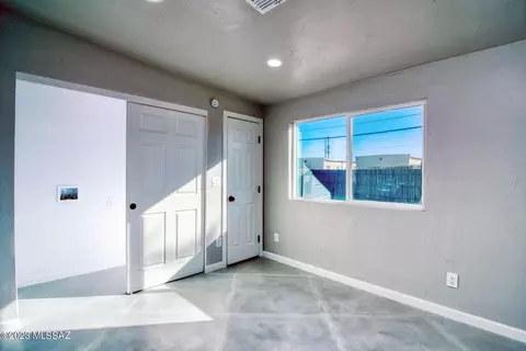 3956 E Sylvane Dr, Tucson, AZ 85711 photo 13