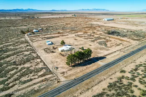 8331 S Kansas Settlement Rd, Willcox, AZ 85643