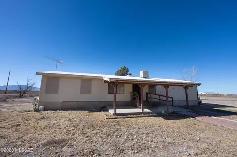 8331 S Kansas Settlement Rd, Willcox, AZ 85643 photo 2