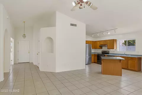 8910 E Laurie Ann Dr, Tucson, AZ 85747 photo 10