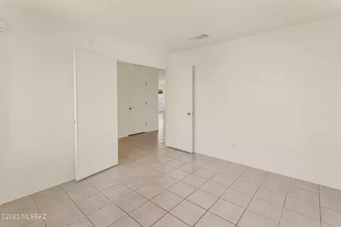 8910 E Laurie Ann Dr, Tucson, AZ 85747 photo 18