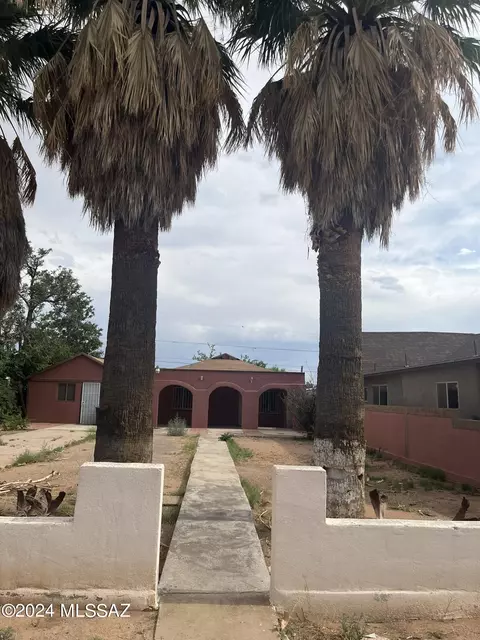 1007 4th St, Douglas, AZ 85607