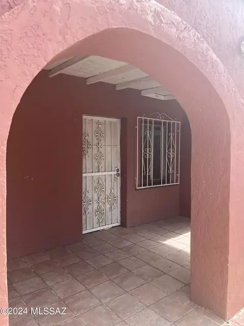 Exterior - 1007 4th St, Douglas, AZ 85607 photo 2 of 6