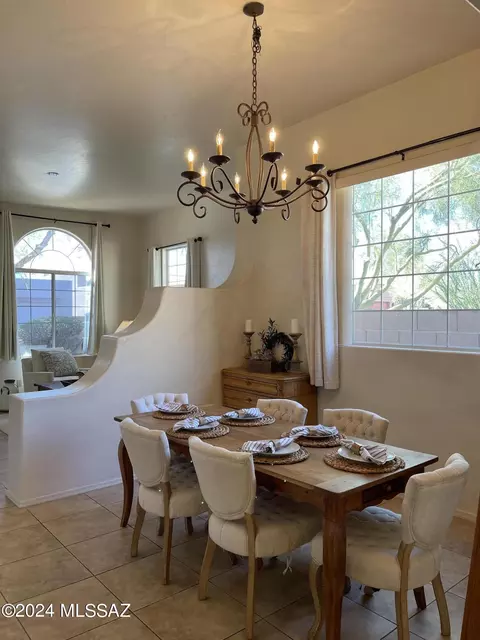6580 N Calle Sin Nombre, Tucson, AZ 85718