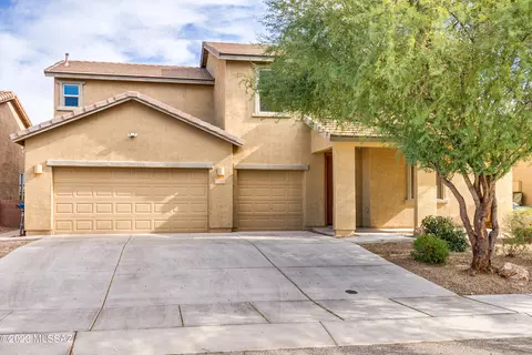 590 N Pecan Holiday Ln, Sahuarita, AZ 85629