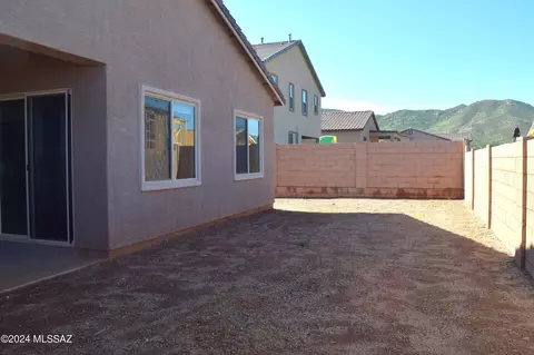 Exterior - 17646 S Ridgerunner Dr, Vail, AZ 85641 photo 2 of 2