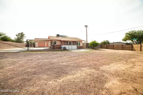 1040 E Prince Rd, Tucson, AZ 85719