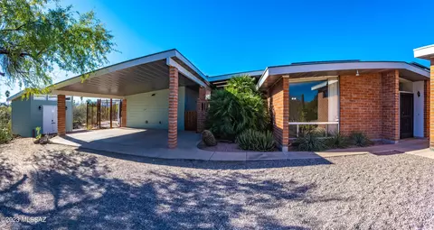 1711 W Placita De Santos, Tucson, AZ 85704