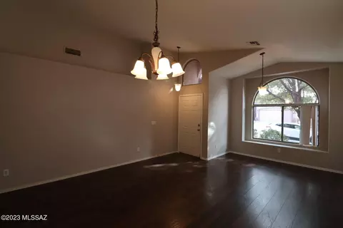 60436 E Blackcrest Loop, Tucson, AZ 85739 photo 5