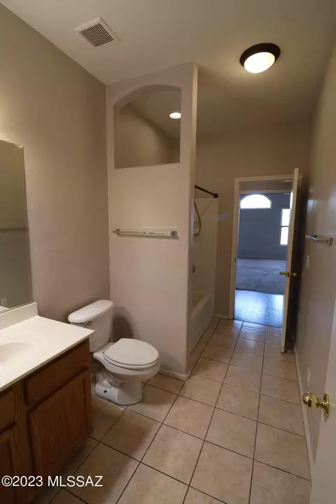 60436 E Blackcrest Loop, Tucson, AZ 85739 photo 18
