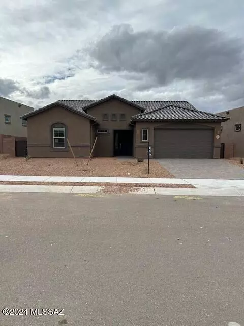 7924 S Desert Indigo Dr, Tucson, AZ 85747