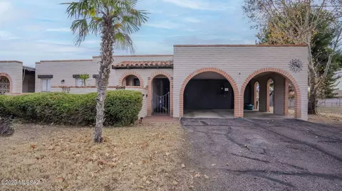 1183 Zircon Ct, Rio Rico, AZ 85648
