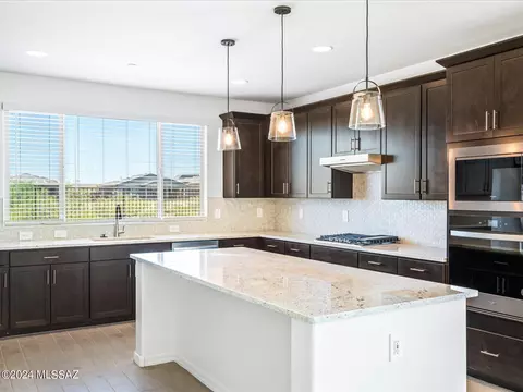 1281 E Pecan Meadow Ln, Sahuarita, AZ 85629