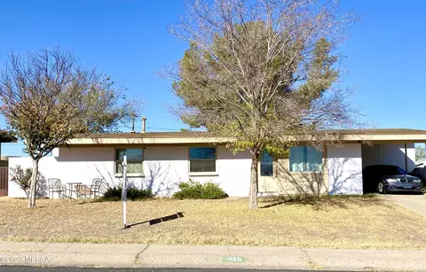 916 W 6th St, San Manuel, AZ 85631