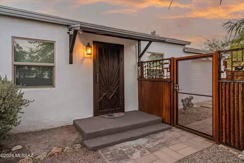 201 N Melwood Ave, Tucson, AZ 85745