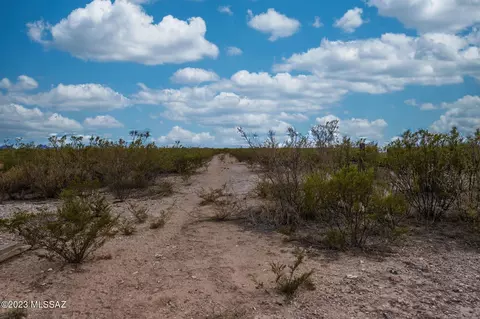 5 N Acres N Gordon Ranch Rd #4, Douglas, AZ 85607