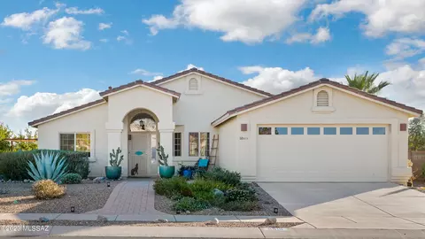 8910 E La Palma Dr, Tucson, AZ 85747