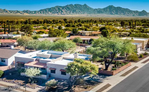 281 W Calle Nogal, Green Valley, AZ 85614