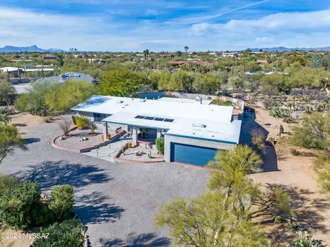 6401 N Camino De Michael, Tucson, AZ 85718