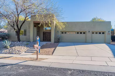 1010 N Camino Miraflores, Tucson, AZ 85745