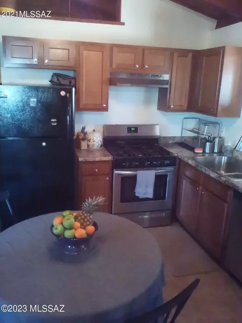 2620 W Alvaro Rd, Tucson, AZ 85746 photo 11