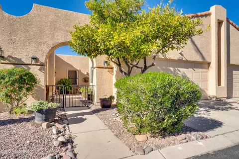 756 W Rushwood Dr, Tucson, AZ 85704
