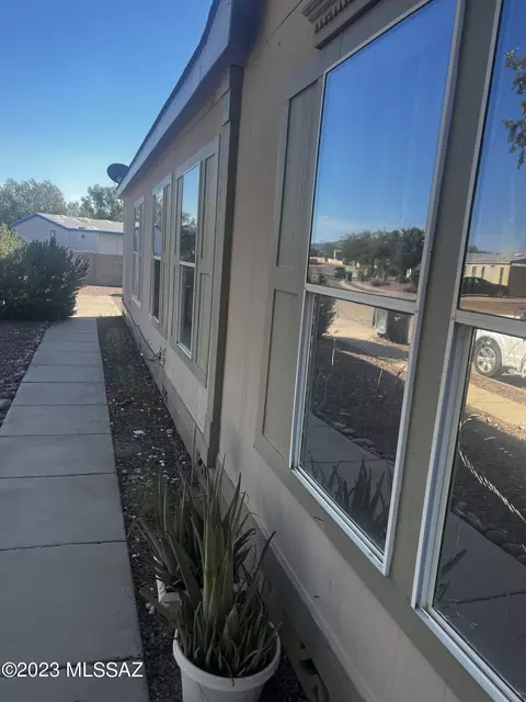 5362 S Lemon Tree Dr, Tucson, AZ 85757