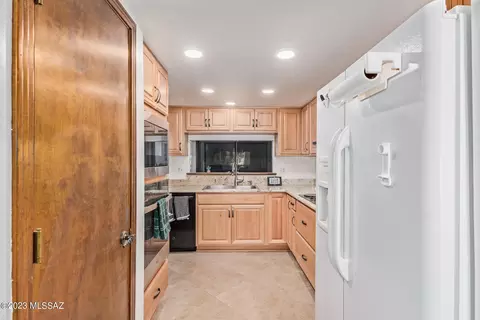 7590 E Via Cornucopia, Tucson, AZ 85715 photo 13