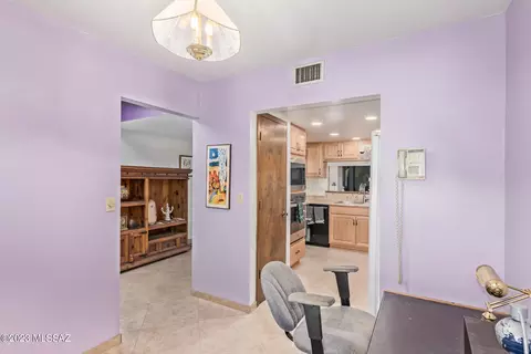 7590 E Via Cornucopia, Tucson, AZ 85715 photo 6