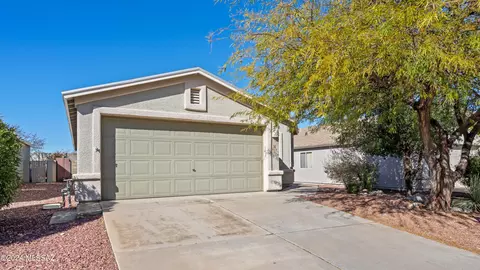 8470 S Mount Elise Rd, Tucson, AZ 85747