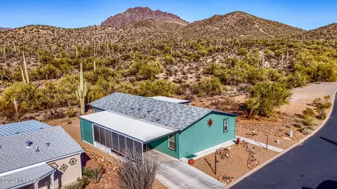 7666 W Copper Nugget Dr, Tucson, AZ 85735