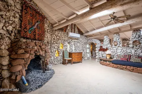 1800 N Camino Altar, Tucson, AZ 85743