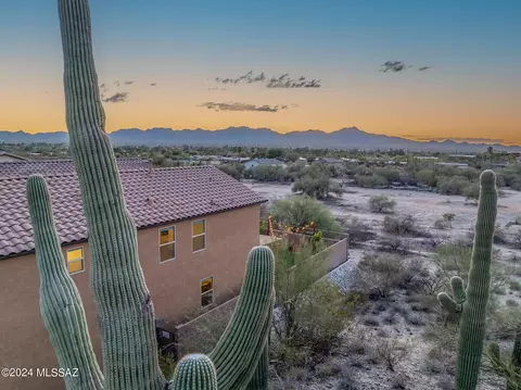 5987 N Umbra Ct, Tucson, AZ 85741
