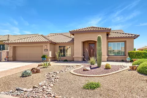 2300 E Bluejay Bluff Ln, Green Valley, AZ 85614