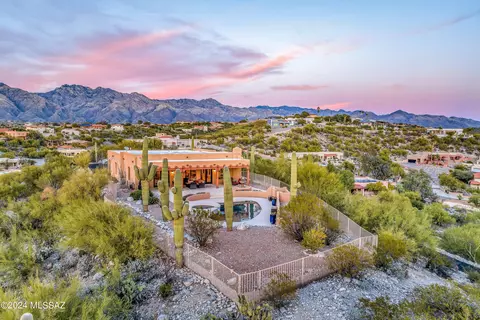 Exterior - 5861 E River Rd, Tucson, AZ 85750 photo 9 of 9
