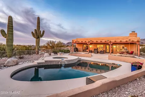 5861 E River Rd, Tucson, AZ 85750