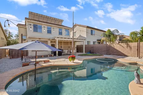 78 W Camino Rancho Quito, Sahuarita, AZ 85629