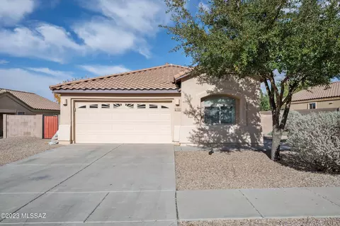 321 E Creosote Draw Rd, Vail, AZ 85641
