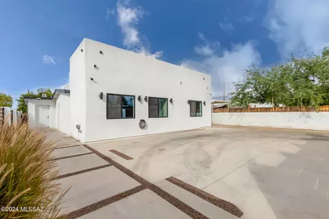 2219 E 20th St, Tucson, AZ 85719