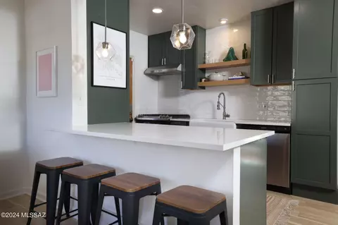1712 E Spring St, Tucson, AZ 85719 photo 5