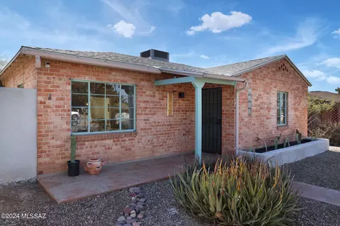 1712 E Spring St, Tucson, AZ 85719