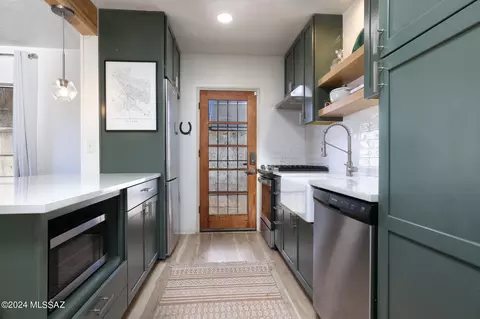1712 E Spring St, Tucson, AZ 85719 photo 4